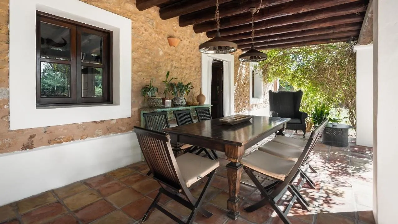 Magnificent Villa Marama In The Midst Of Ibiza'S Countryside Sant Jordi de ses Salines