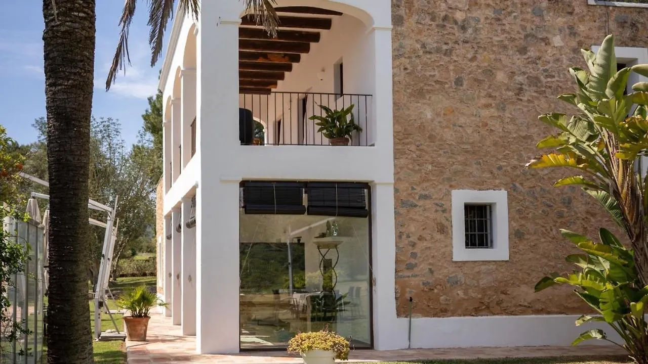 Magnificent Villa Marama In The Midst Of Ibiza'S Countryside Sant Jordi de ses Salines