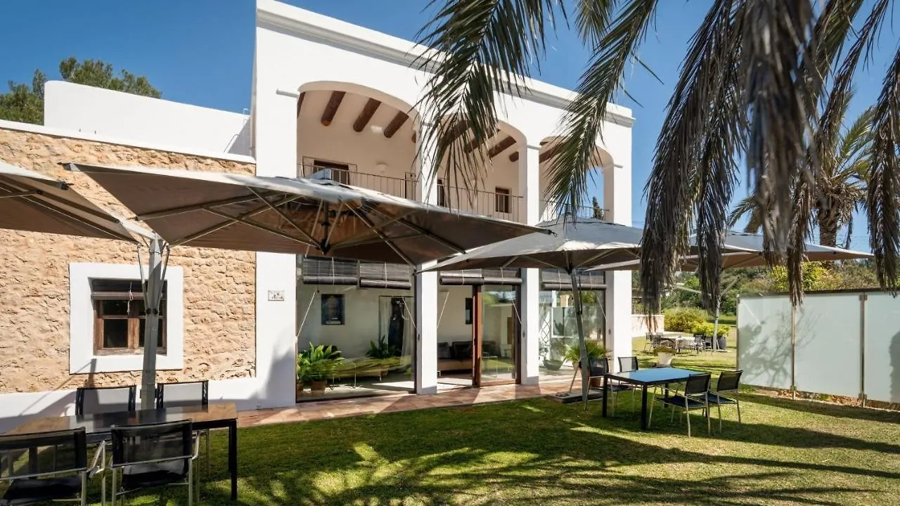 Magnificent Villa Marama In The Midst Of Ibiza'S Countryside Sant Jordi de ses Salines