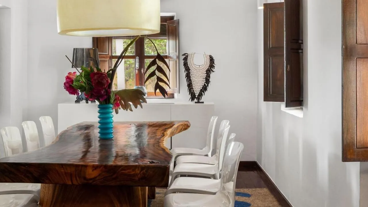 Magnificent Villa Marama In The Midst Of Ibiza'S Countryside Sant Jordi de ses Salines