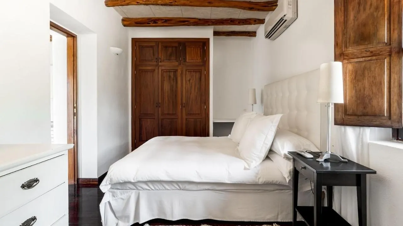 Magnificent Villa Marama In The Midst Of Ibiza'S Countryside Sant Jordi de ses Salines