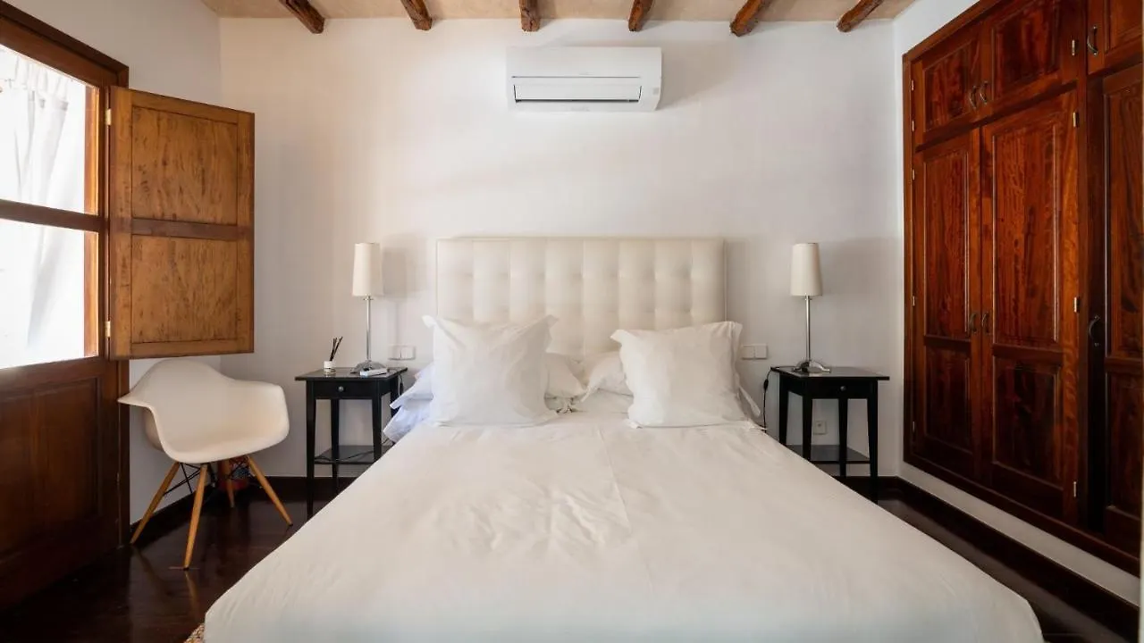 Magnificent Villa Marama In The Midst Of Ibiza'S Countryside Sant Jordi de ses Salines Spain
