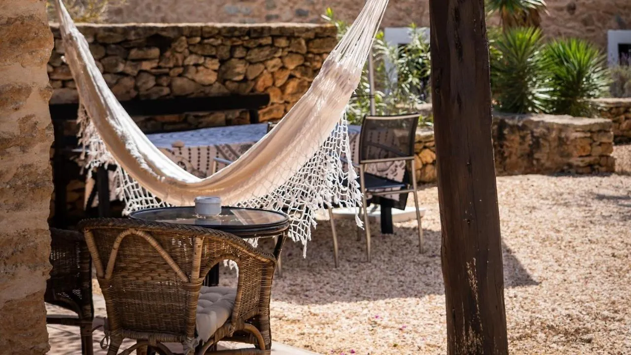 Magnificent Villa Marama In The Midst Of Ibiza'S Countryside Sant Jordi de ses Salines